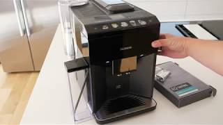 Siemens EQ500 integral Kaffeevollautomat – Entkalken [upl. by Estis]